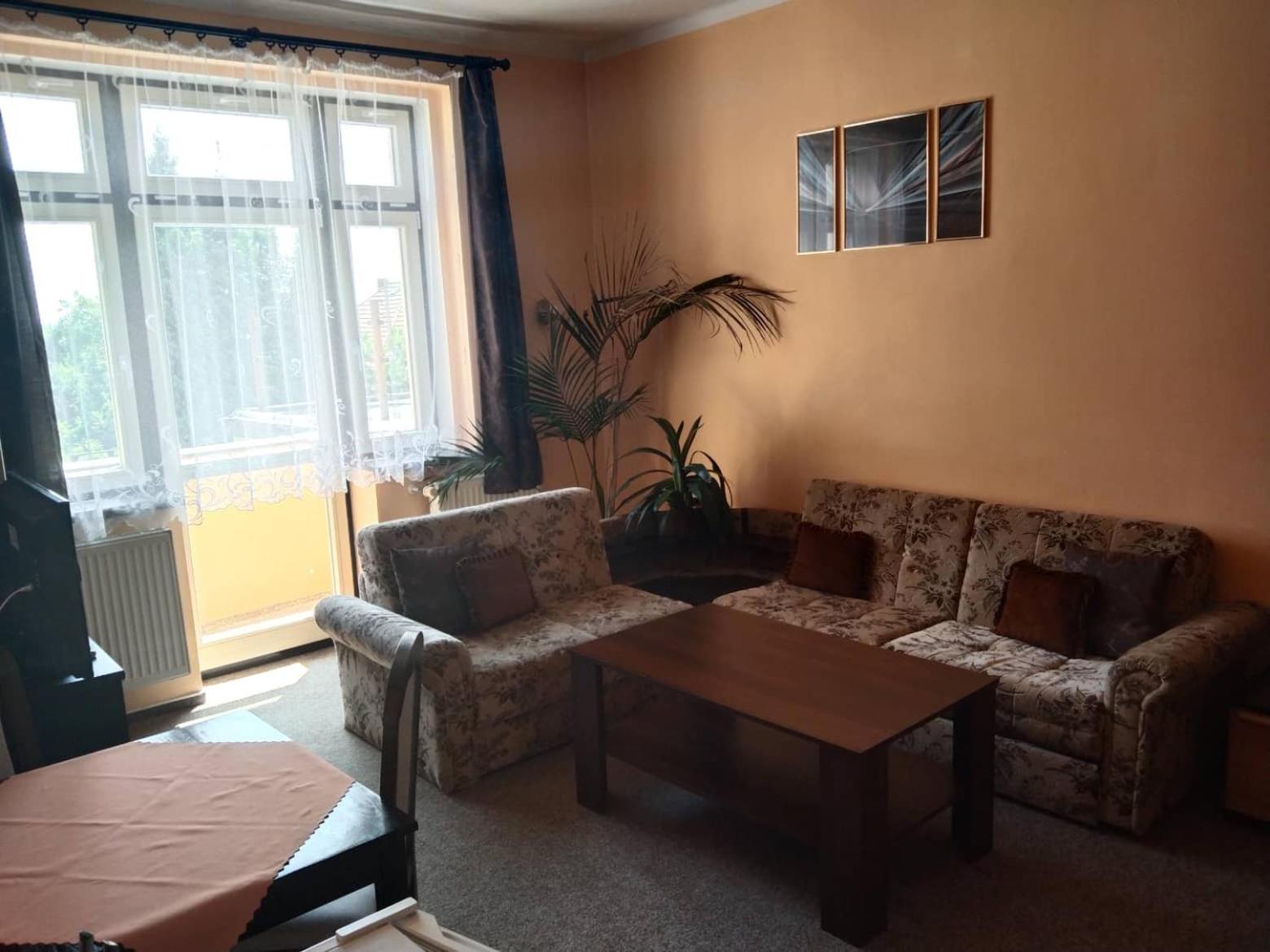 Hotel Jaro Мельник Экстерьер фото