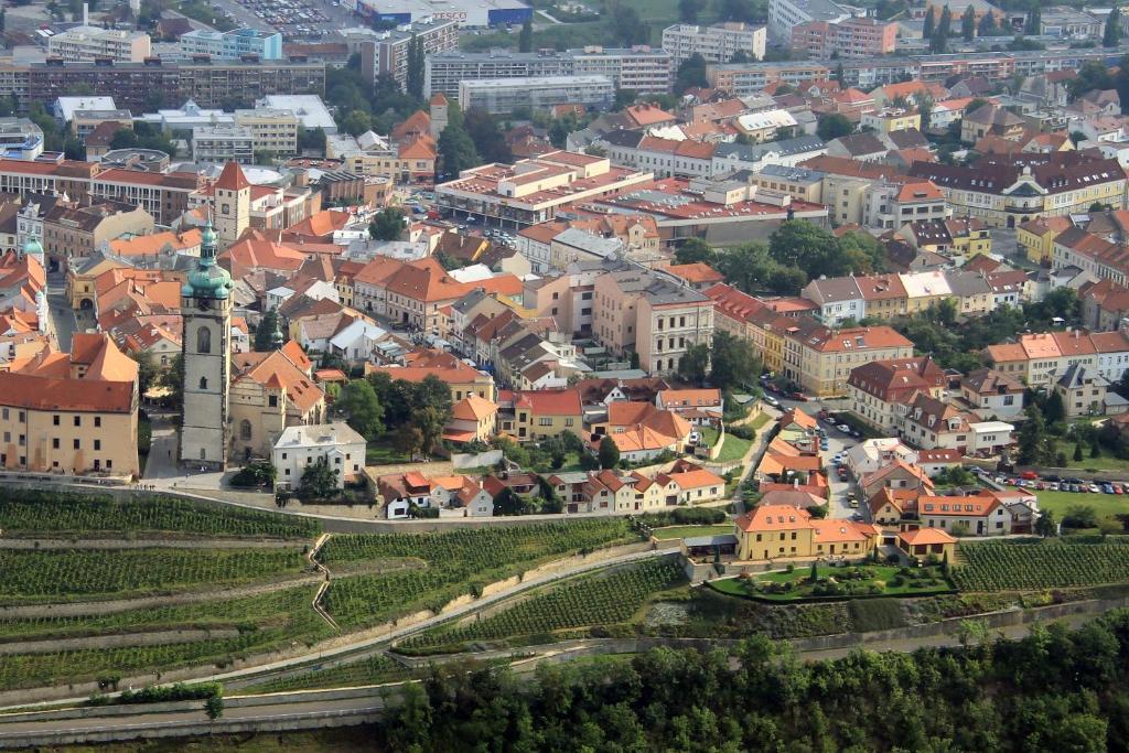Hotel Jaro Мельник Экстерьер фото